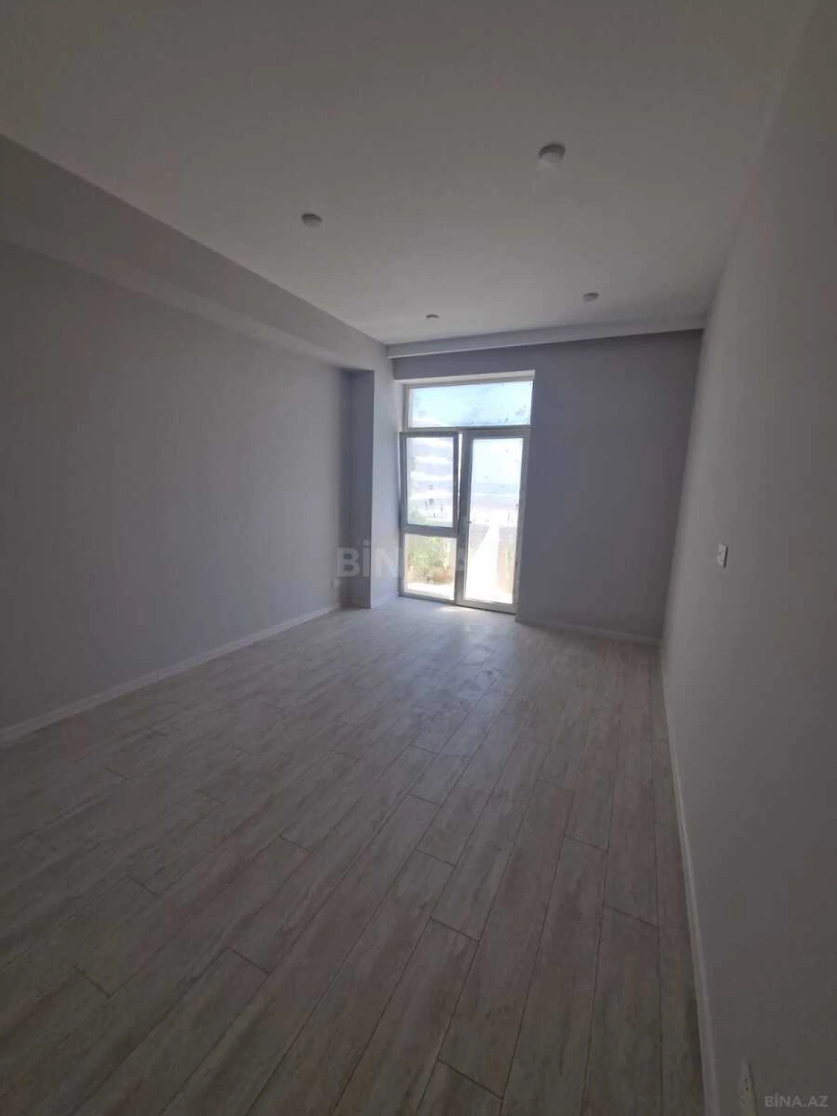 Kirayə verilir 5 otaqlı ofis 150 m²