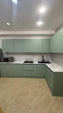 Kirayə verilir 3 otaqlı mənzil 120 m²