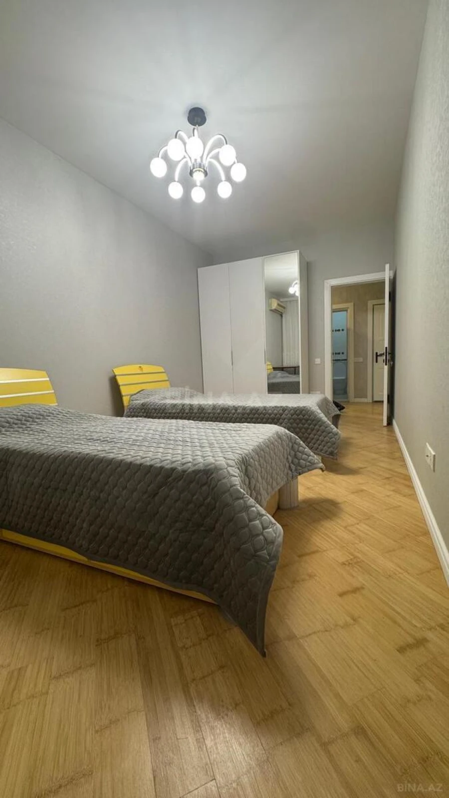 Kirayə verilir 3 otaqlı mənzil 120 m²