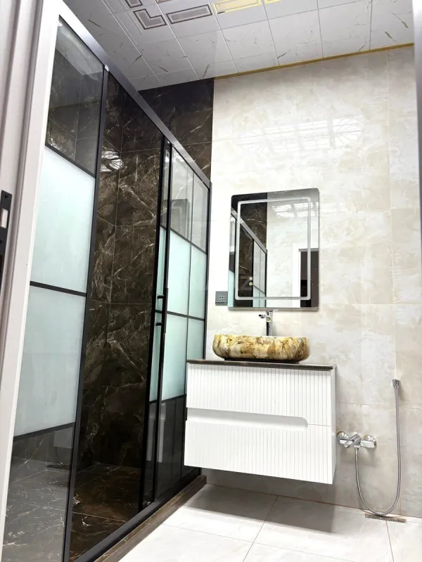 Kirayə verilir 3 otaqlı mənzil 190 m²