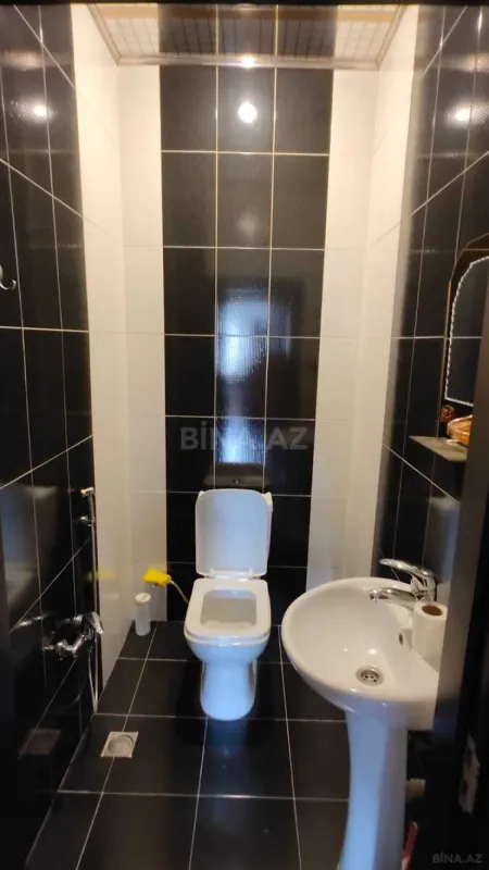 Kirayə verilir 3 otaqlı mənzil 123 m²