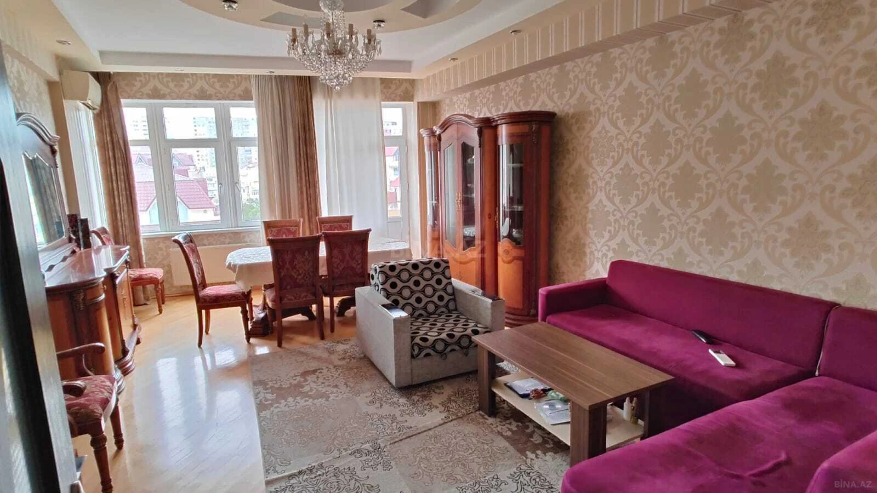 Kirayə verilir 3 otaqlı mənzil 123 m²