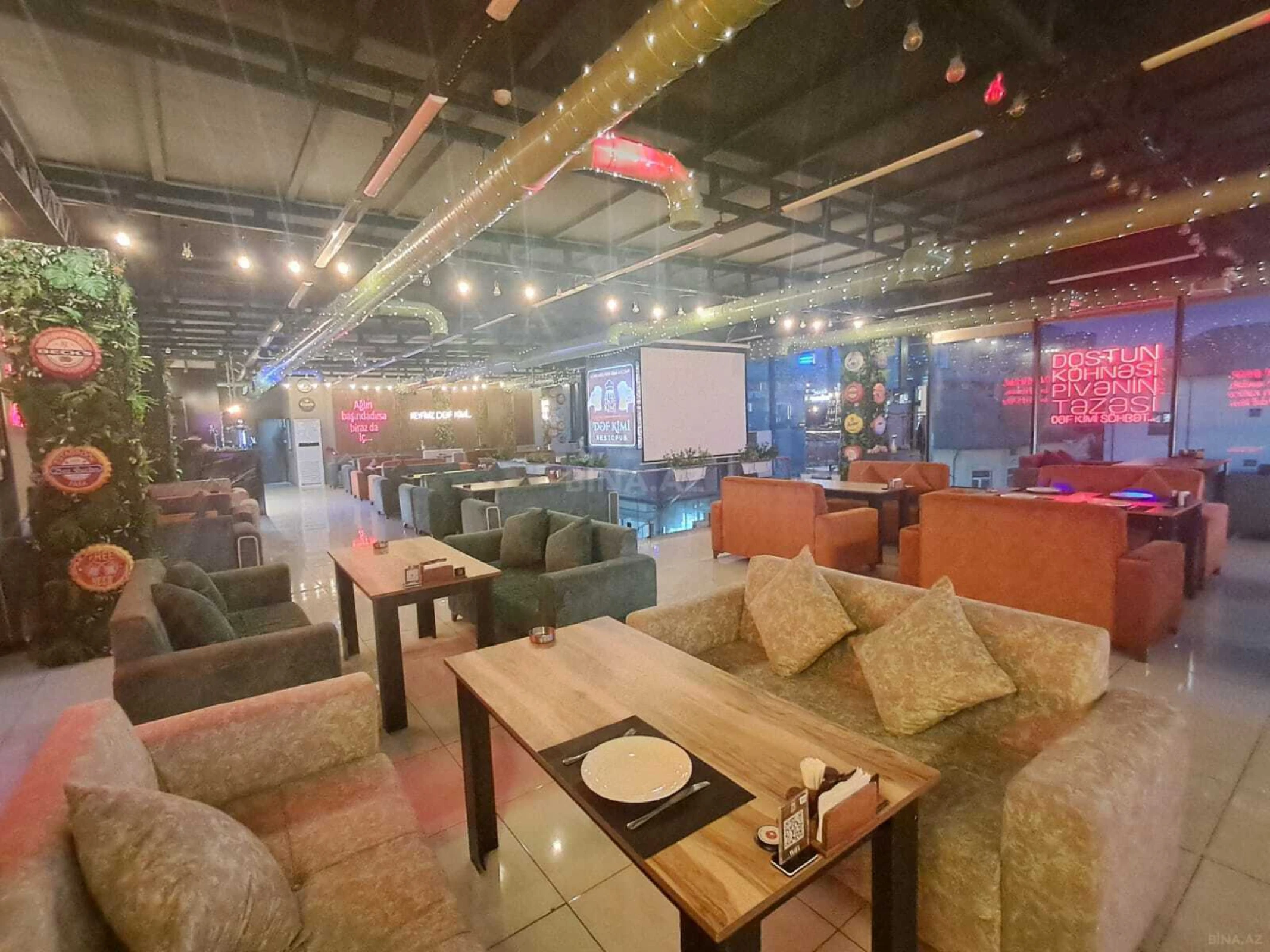 Satılır obyekt 400 m²