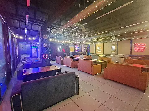 Satılır obyekt 400 m²