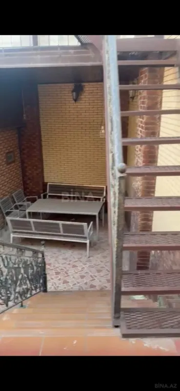 Kirayə verilir 4 otaqlı həyət evi 210 m²