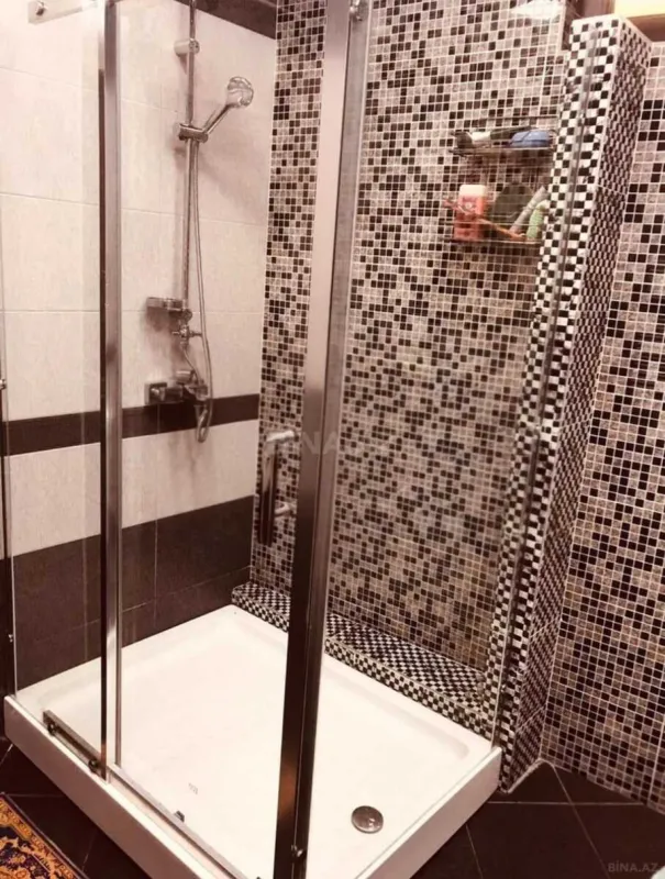 Kirayə verilir 4 otaqlı həyət evi 210 m²