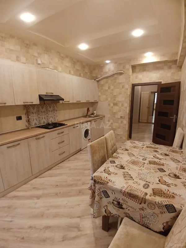 Kirayə verilir 2 otaqlı mənzil 100 m²