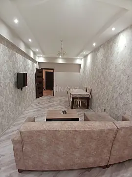 Kirayə verilir 2 otaqlı mənzil 100 m²