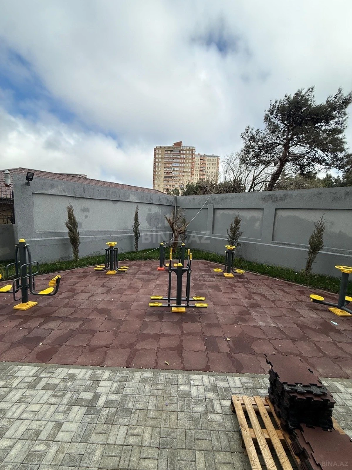 Satılır 3 otaqlı mənzil 66 m²
