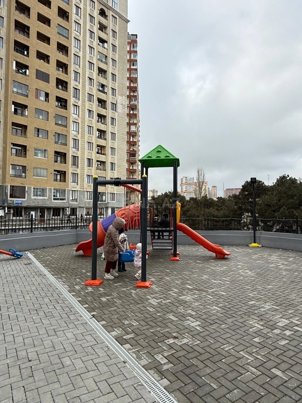 Satılır 3 otaqlı mənzil 66 m²