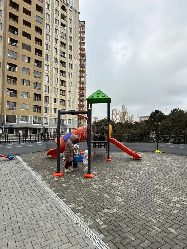 Satılır 3 otaqlı mənzil 66 m²