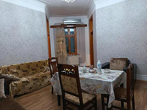 Satılır 4 otaqlı mənzil 85 m²