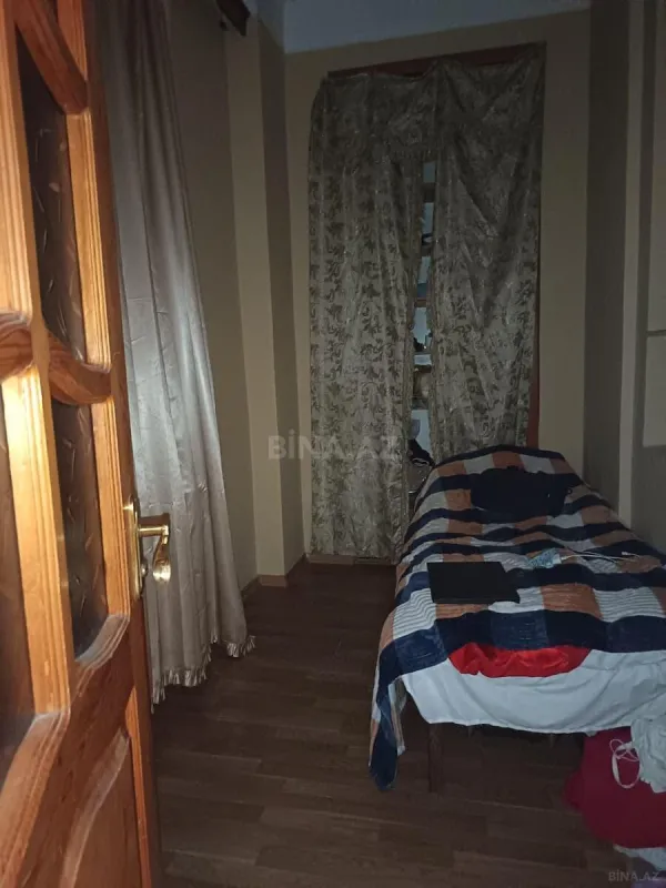 Satılır 4 otaqlı mənzil 85 m²