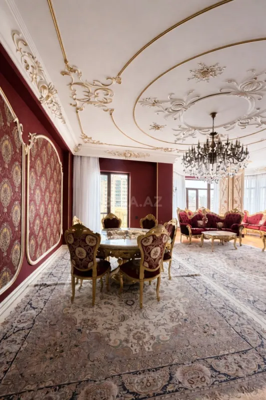 Satılır 3 otaqlı mənzil 195 m²