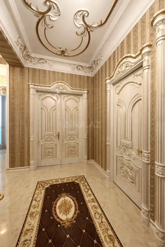 Satılır 3 otaqlı mənzil 195 m²