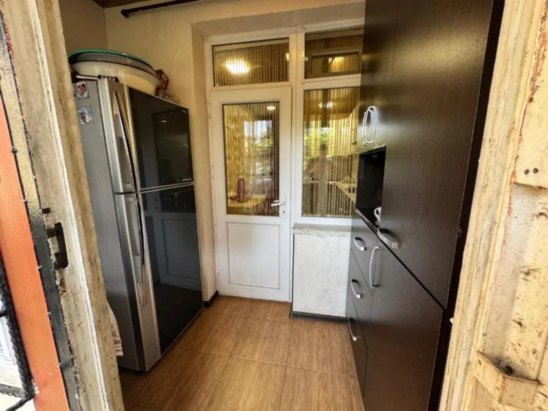 Satılır 4 otaqlı mənzil 110 m²