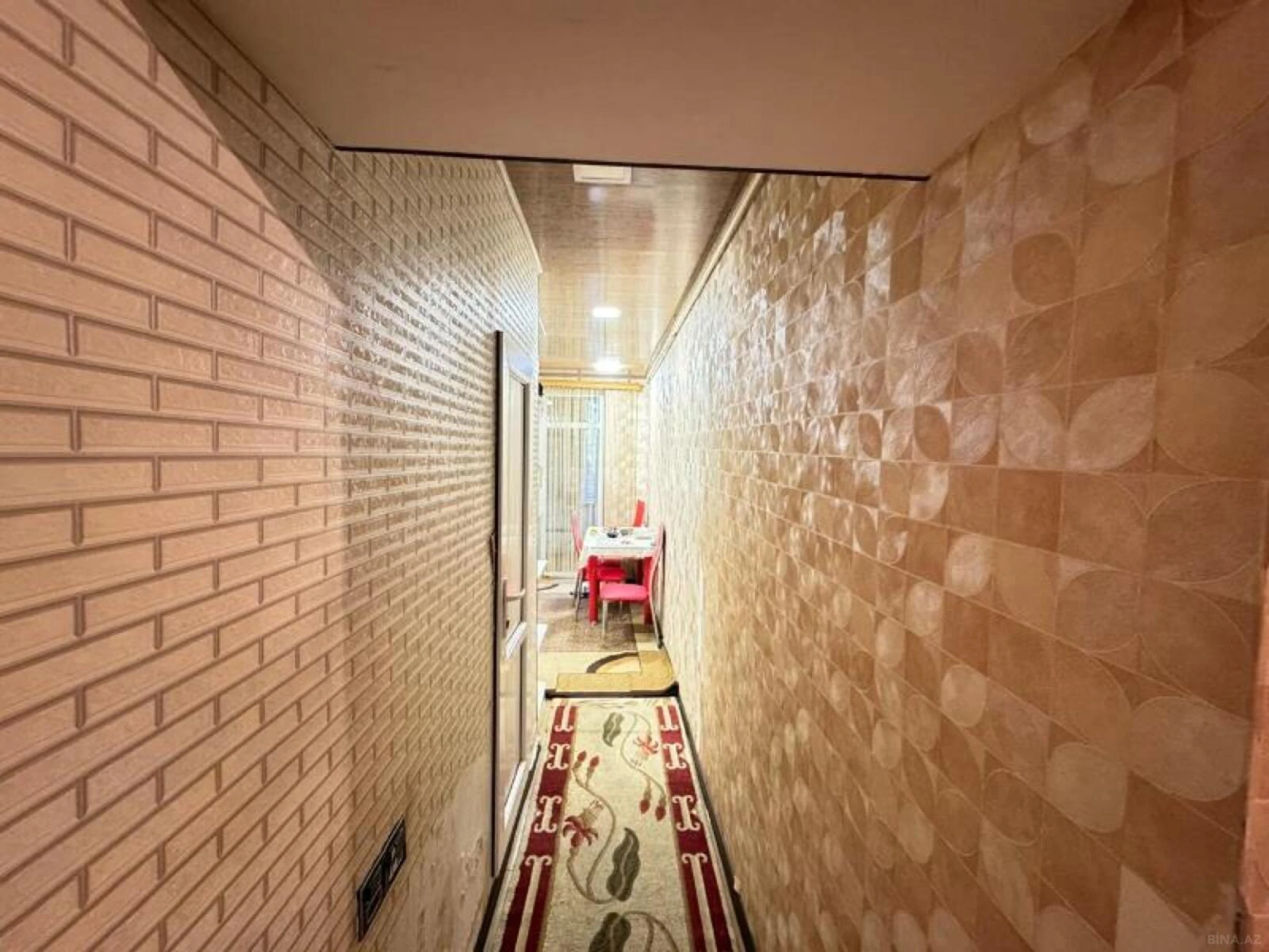 Satılır 4 otaqlı mənzil 110 m²