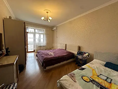 Satılır 2 otaqlı mənzil 103 m²