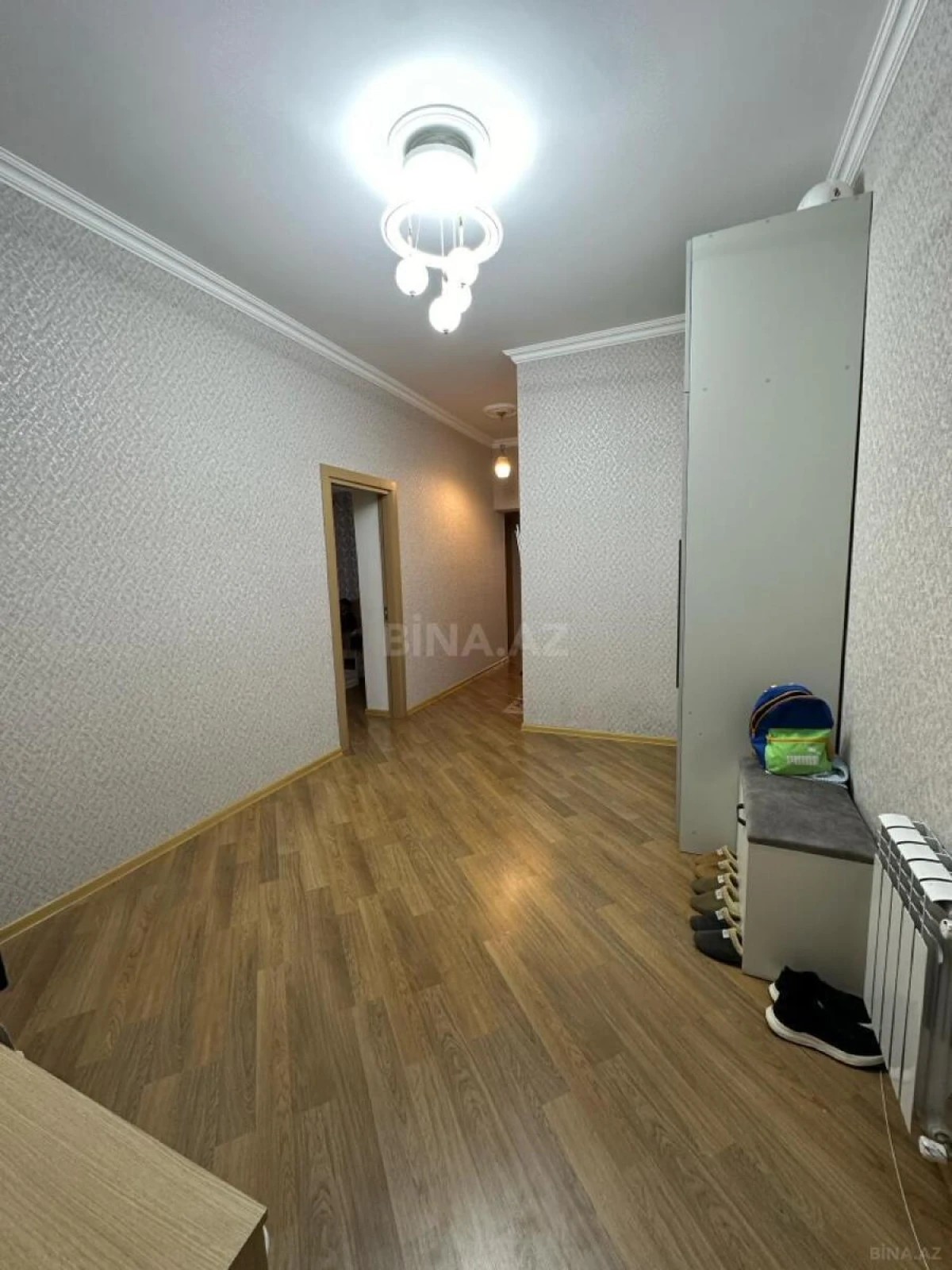 Satılır 2 otaqlı mənzil 103 m²