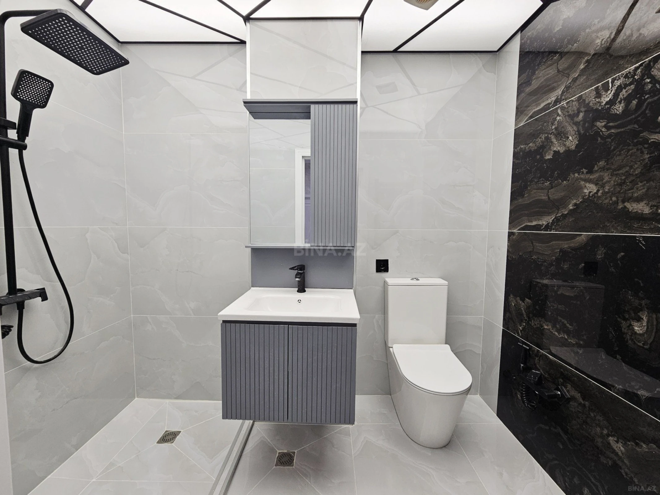 Satılır 3 otaqlı mənzil 90 m²