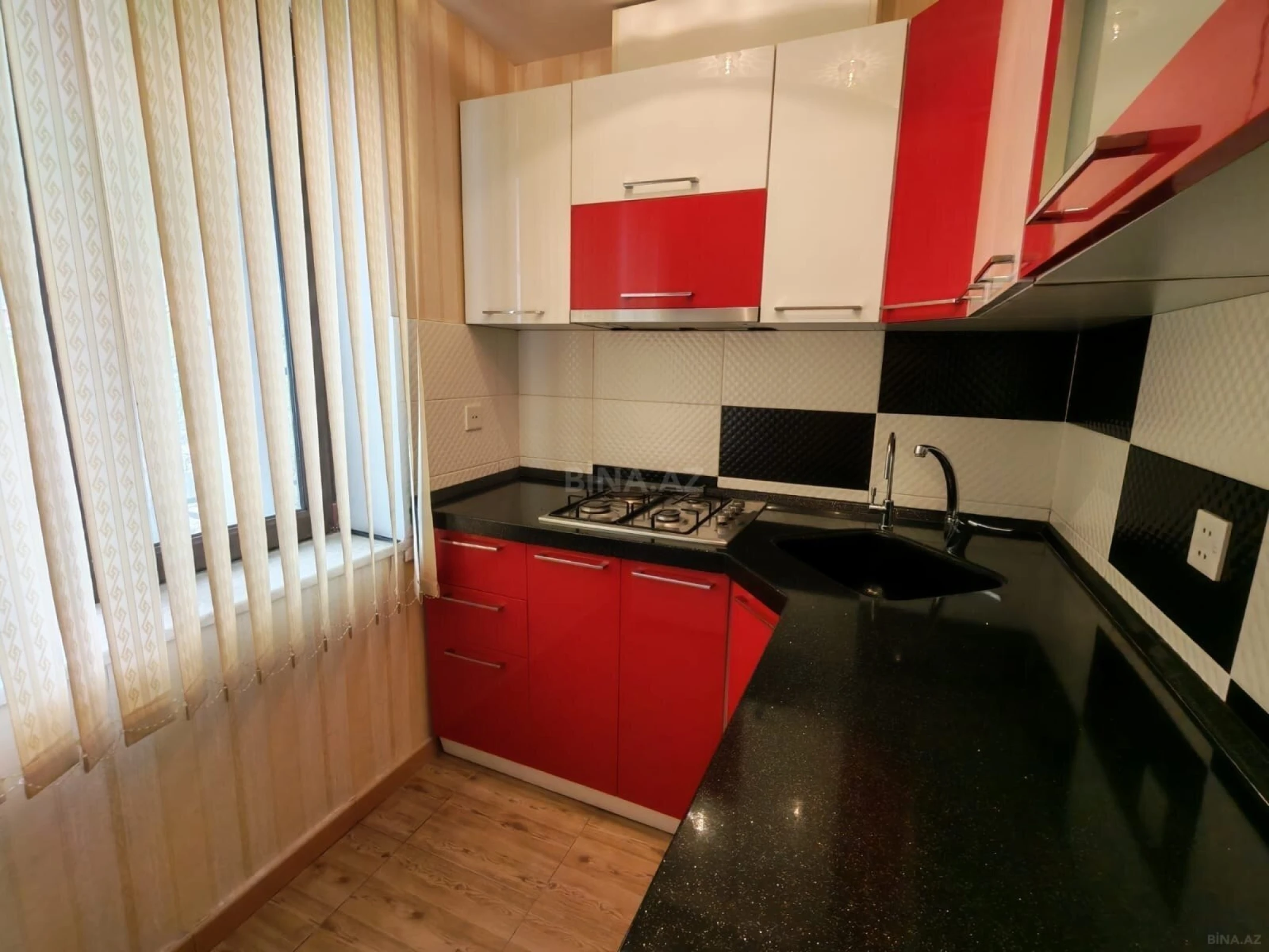 Satılır 1 otaqlı mənzil 32 m²