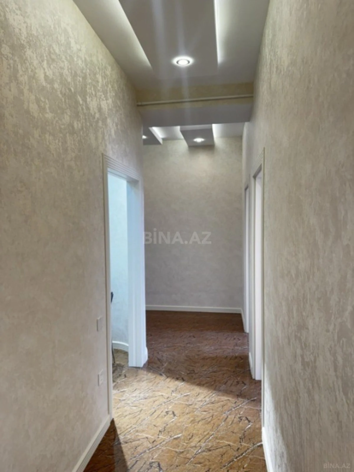Satılır 3 otaqlı mənzil 100 m²