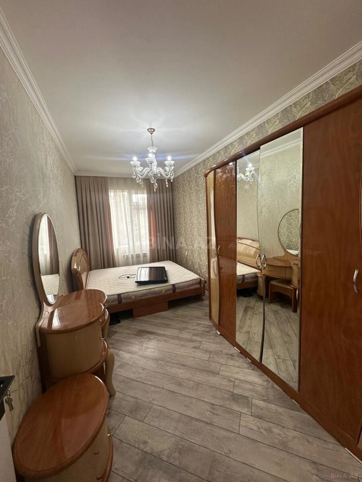 Satılır 2 otaqlı mənzil 60 m²