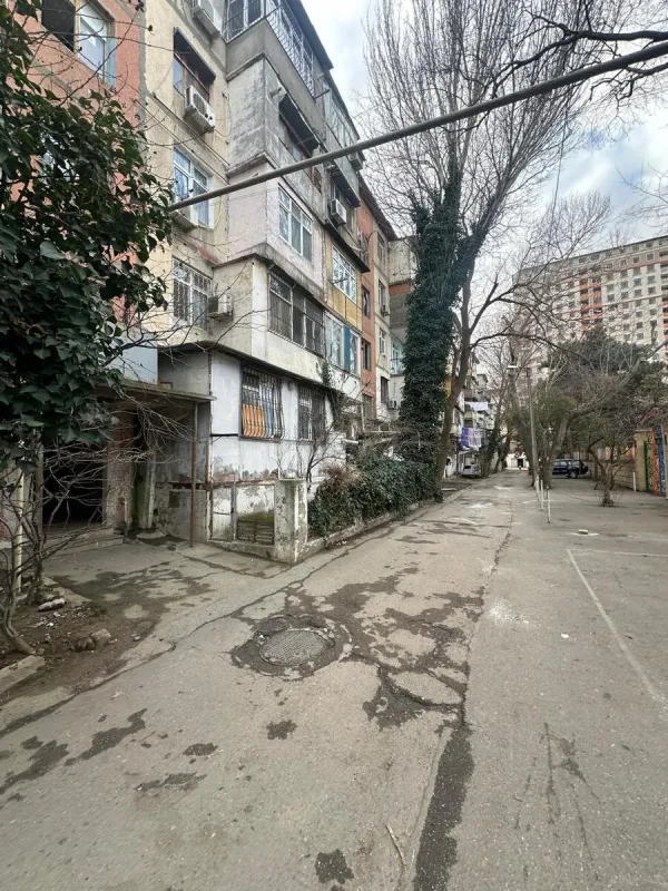 Satılır 2 otaqlı mənzil 60 m²