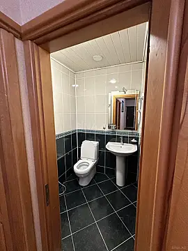 Kirayə verilir 3 otaqlı mənzil 125 m²