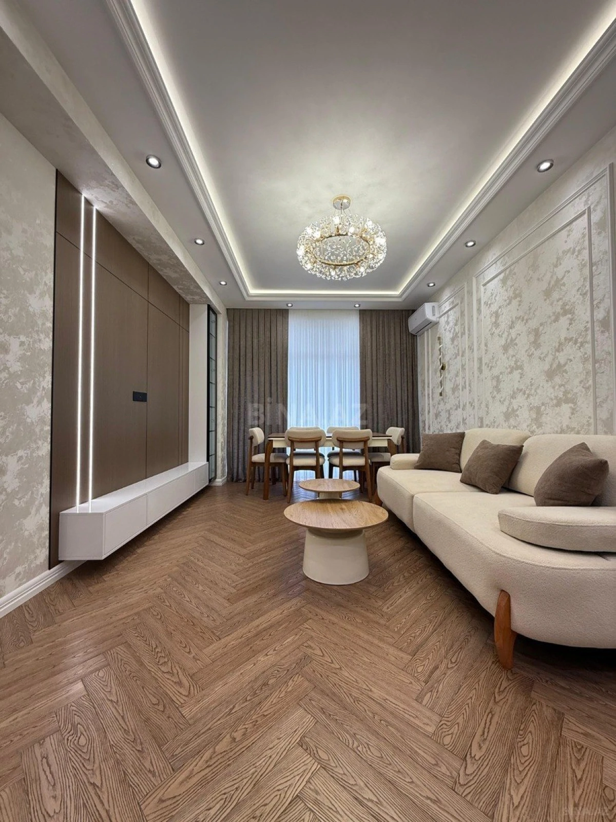 Satılır 3 otaqlı mənzil 91 m²