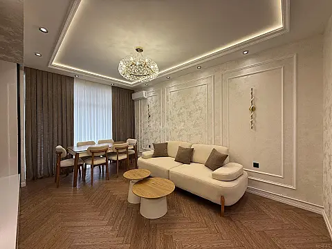Satılır 3 otaqlı mənzil 91 m²