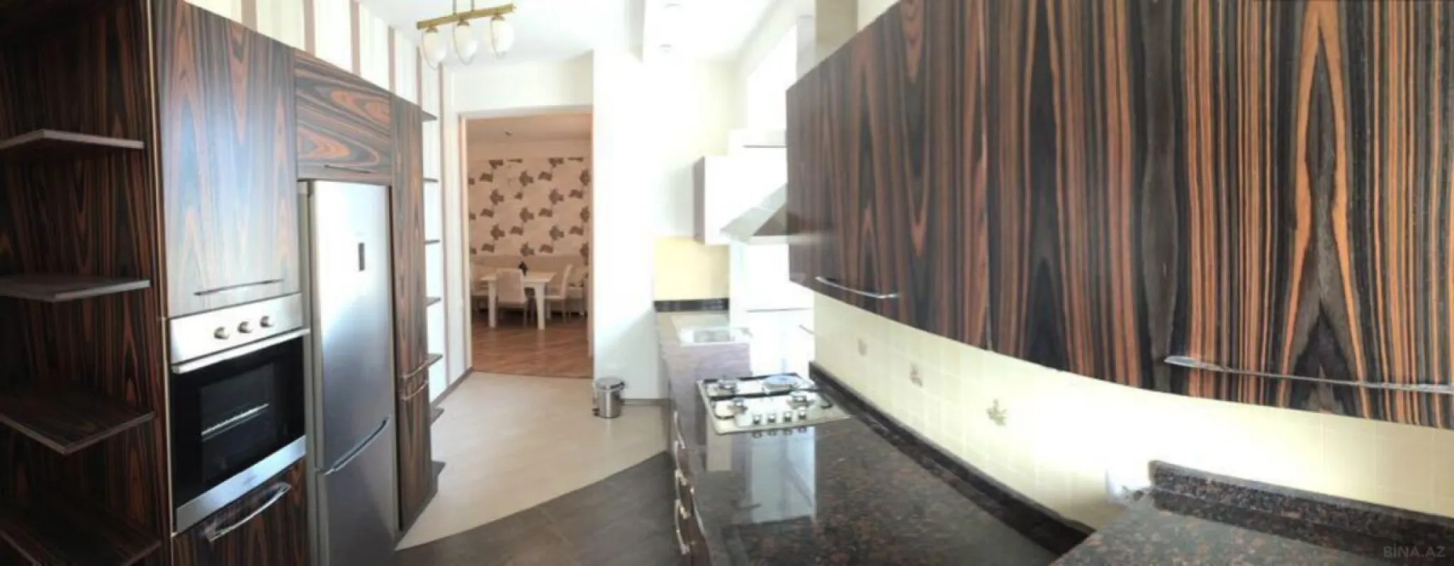 Kirayə verilir 4 otaqlı mənzil 180 m²