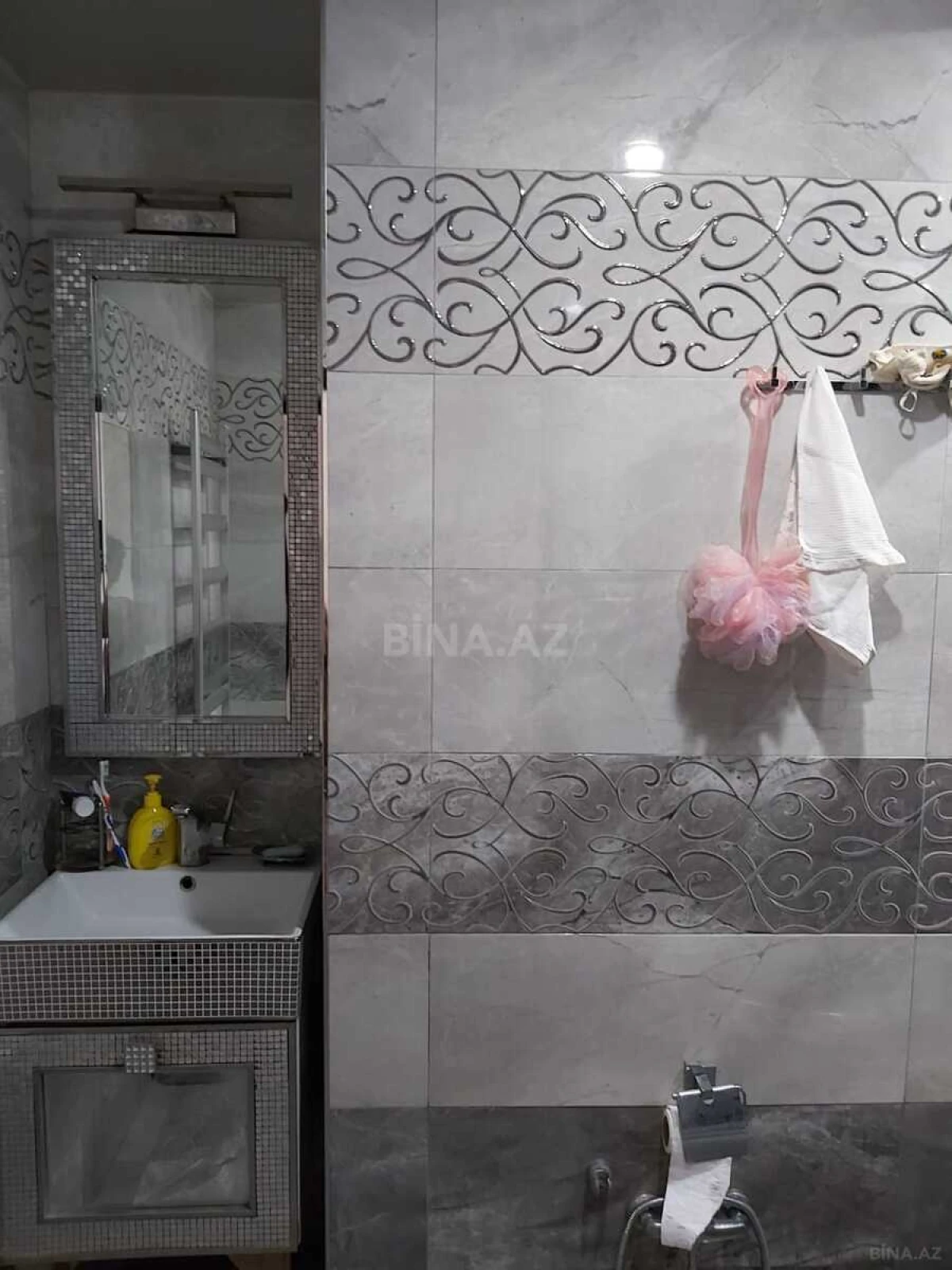 Kirayə verilir 2 otaqlı mənzil 70 m²