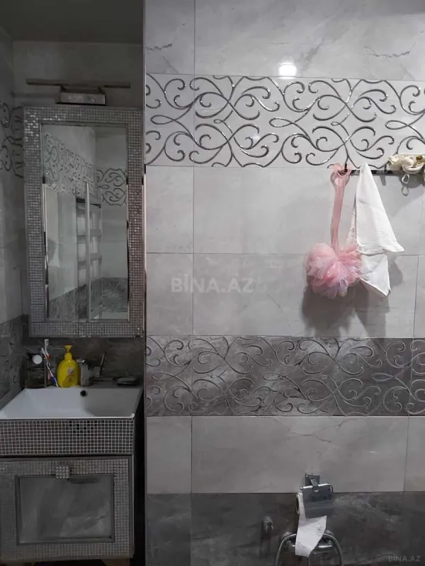 Kirayə verilir 2 otaqlı mənzil 70 m²
