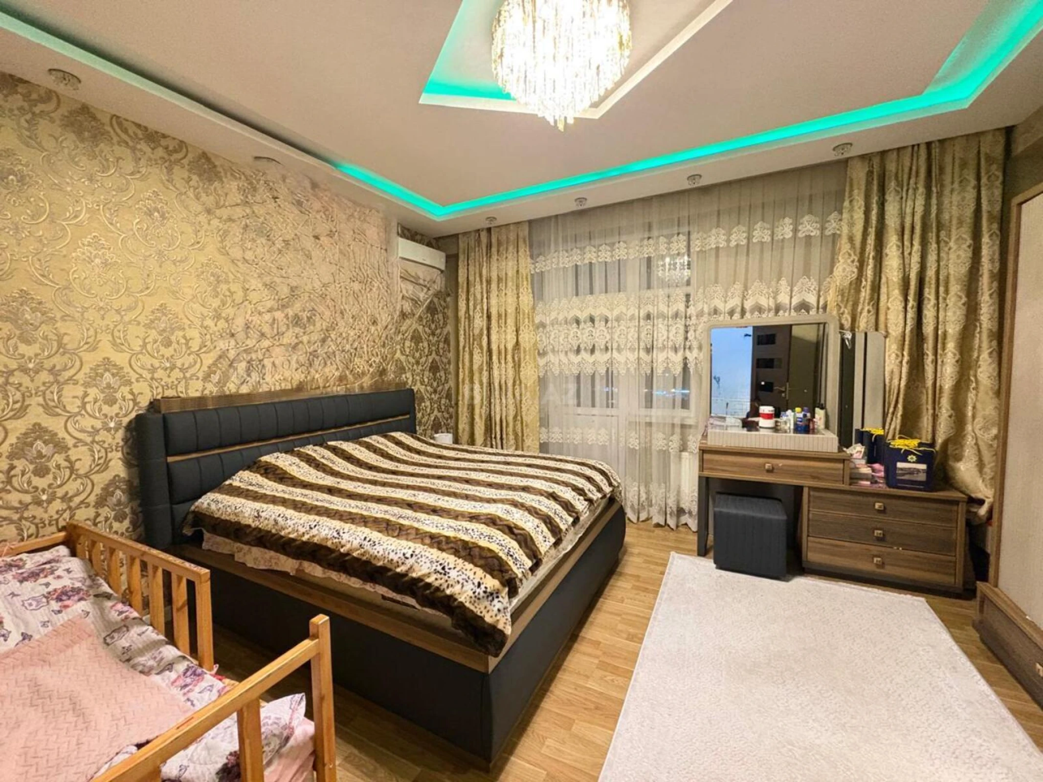 Satılır 2 otaqlı mənzil 86.6 m²