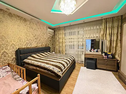 Satılır 2 otaqlı mənzil 86.6 m²