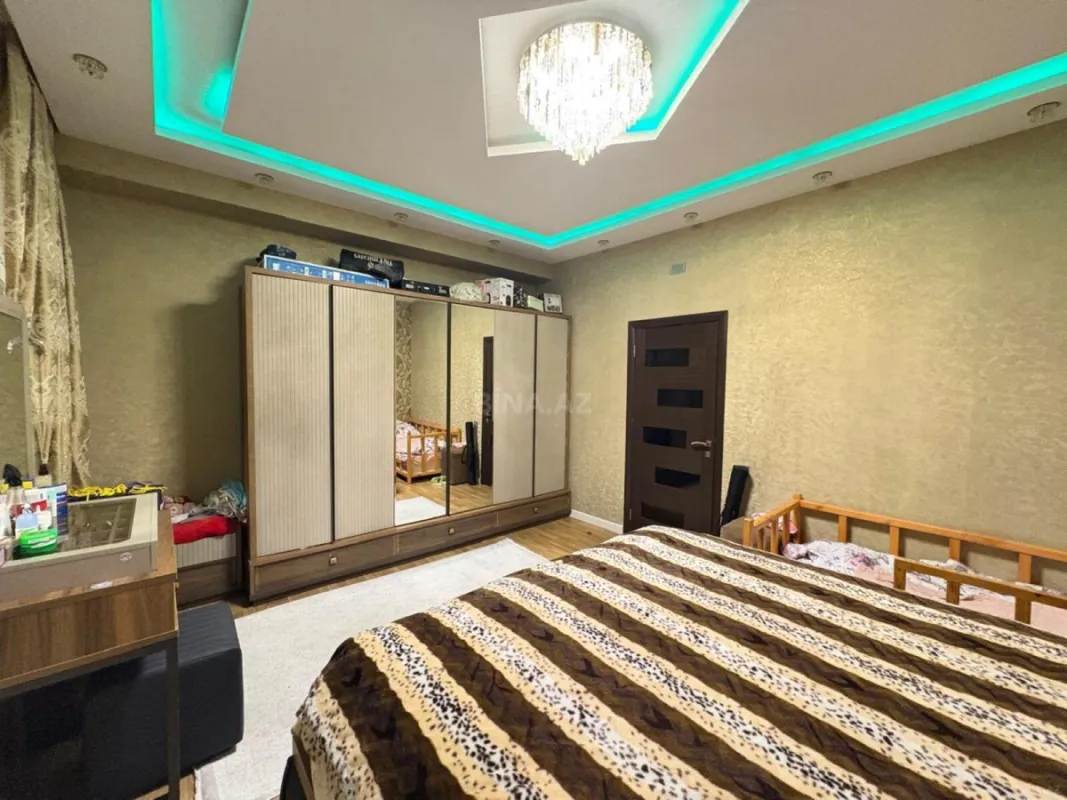 Satılır 2 otaqlı mənzil 86.6 m²