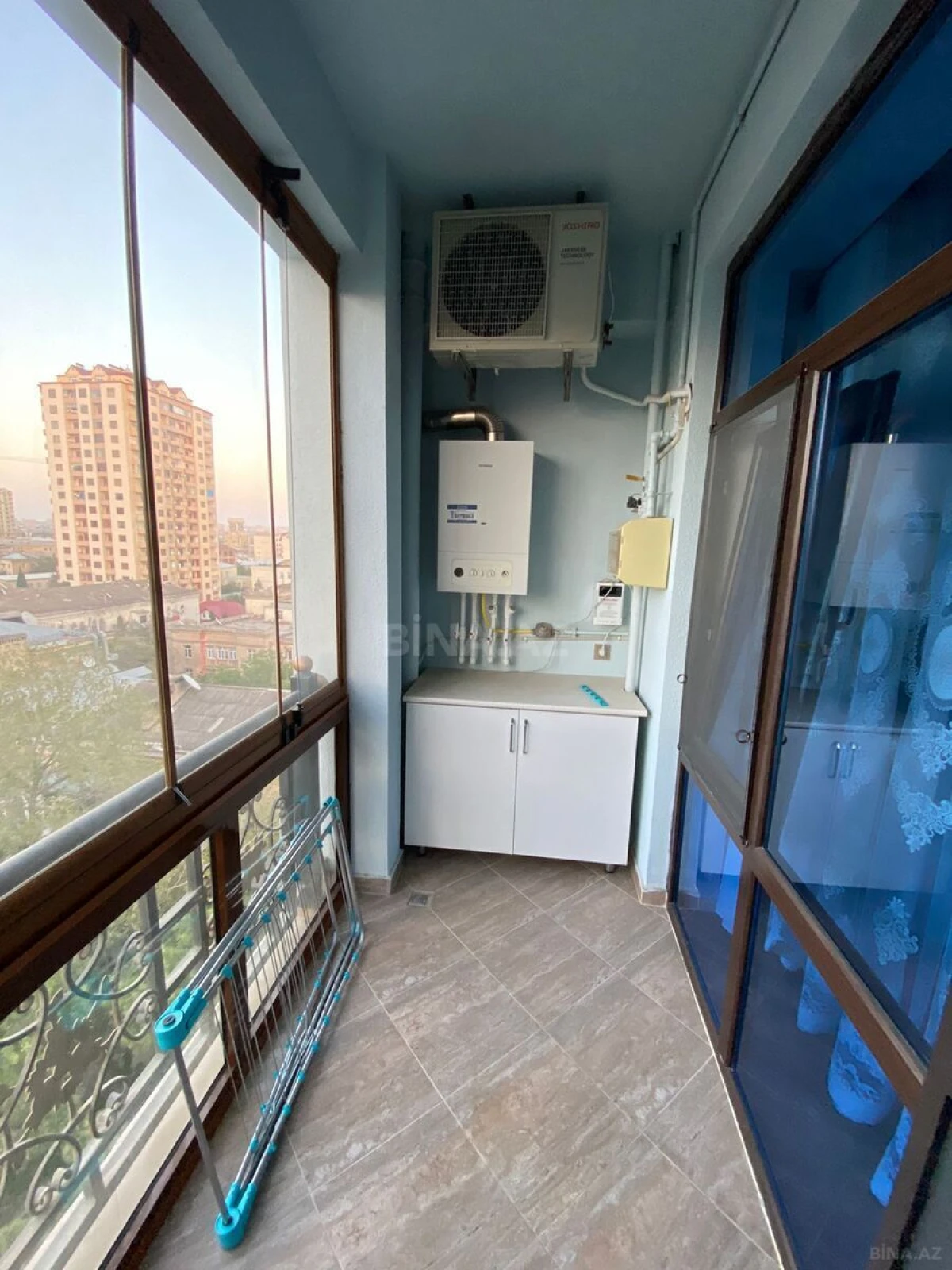 Kirayə verilir 3 otaqlı mənzil 140 m²