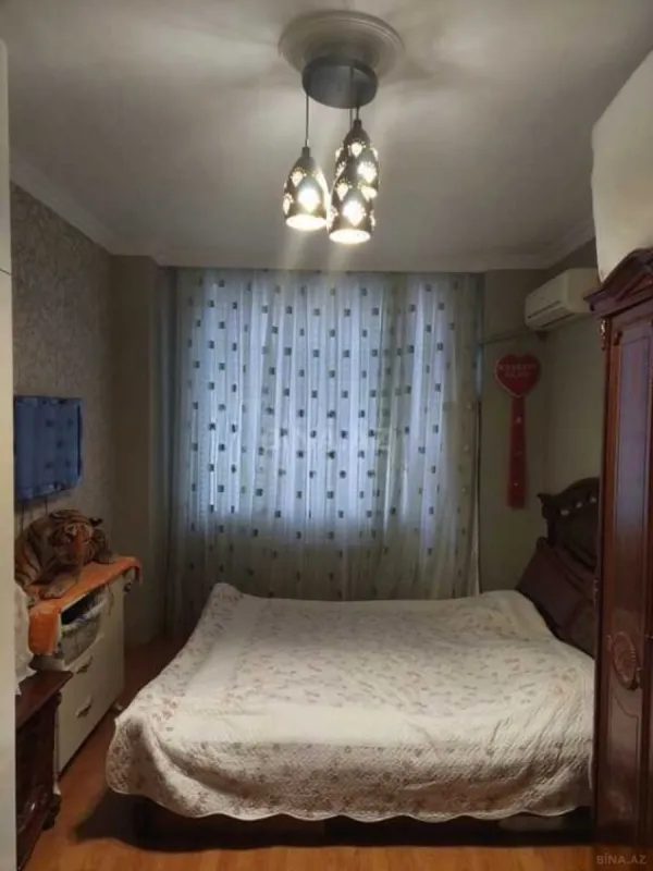 Kirayə verilir 2 otaqlı mənzil 85 m²