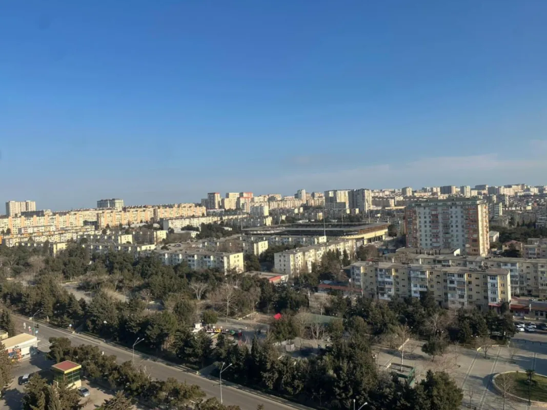 Satılır 3 otaqlı mənzil 111 m²