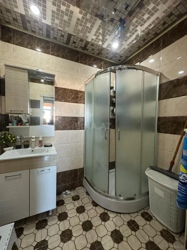 Satılır 3 otaqlı mənzil 111 m²