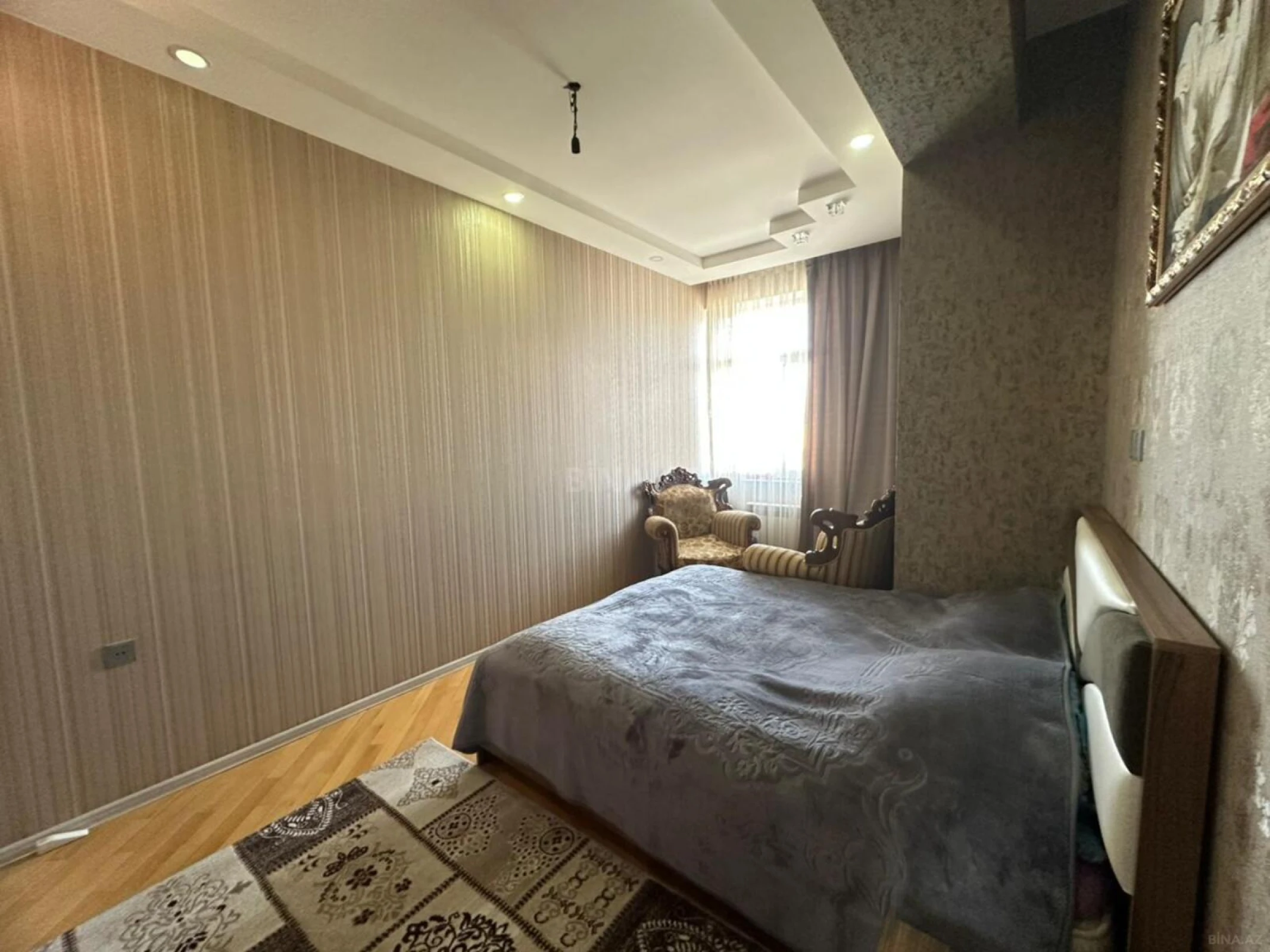 Satılır 3 otaqlı mənzil 111 m²