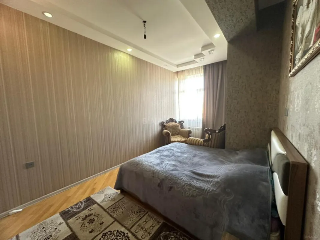 Satılır 3 otaqlı mənzil 111 m²