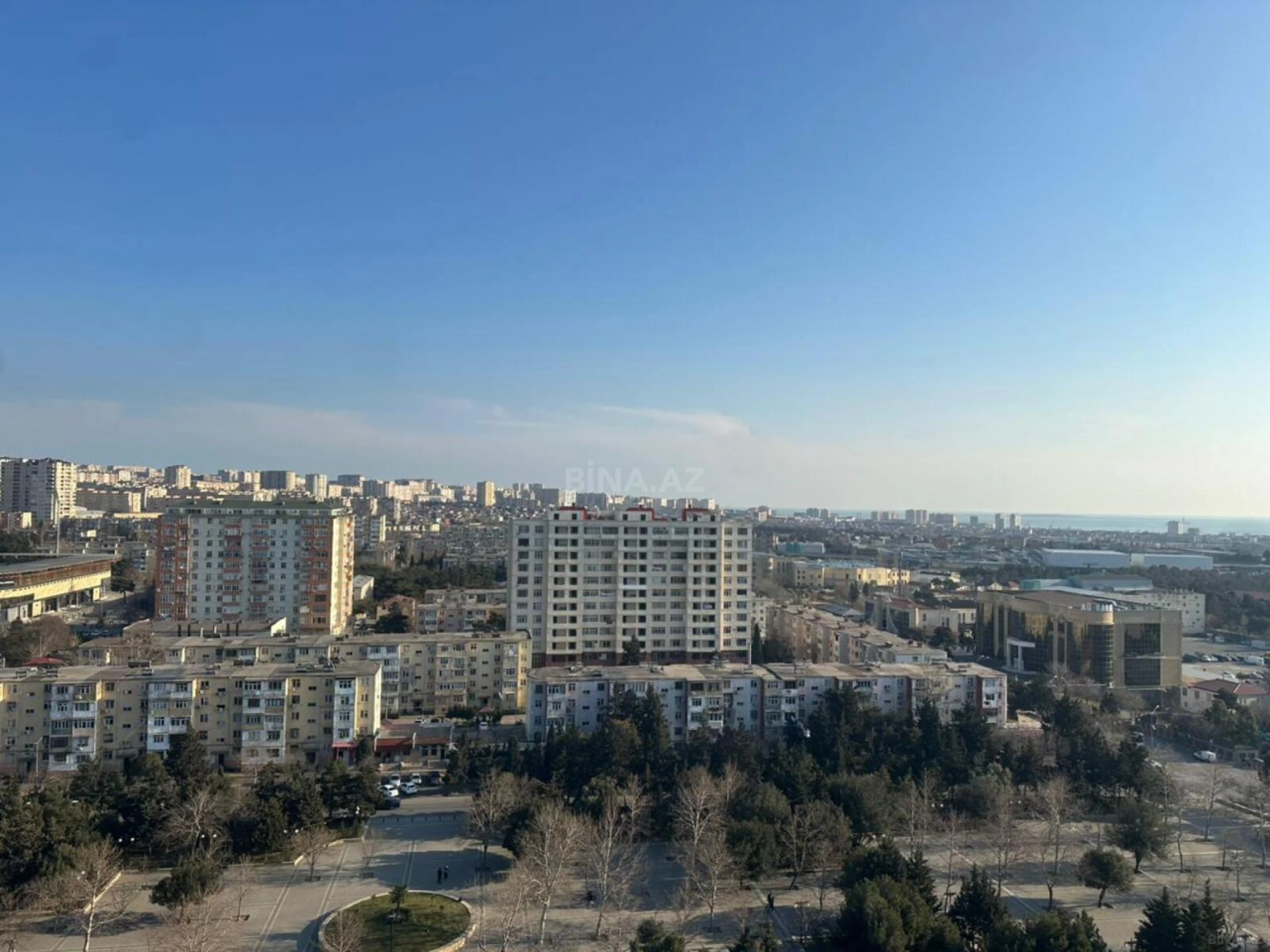 Satılır 3 otaqlı mənzil 111 m²