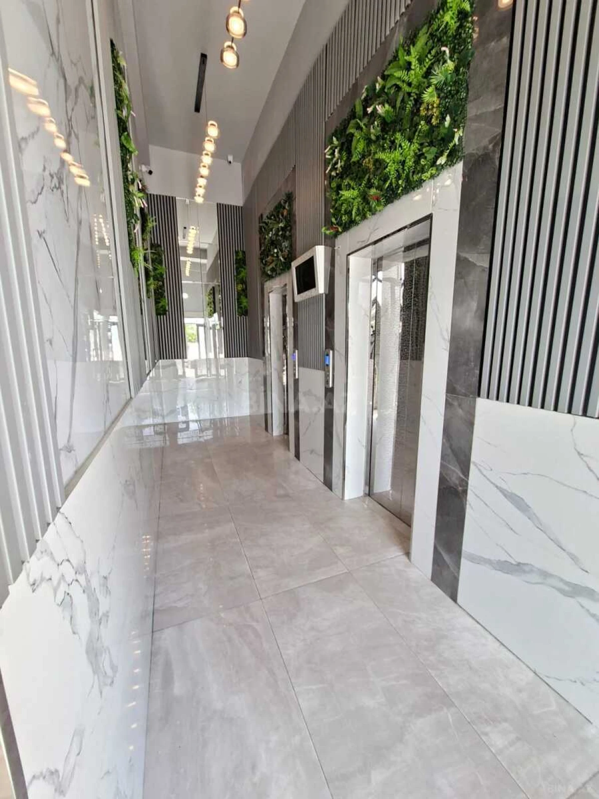 Satılır 2 otaqlı mənzil 65 m²