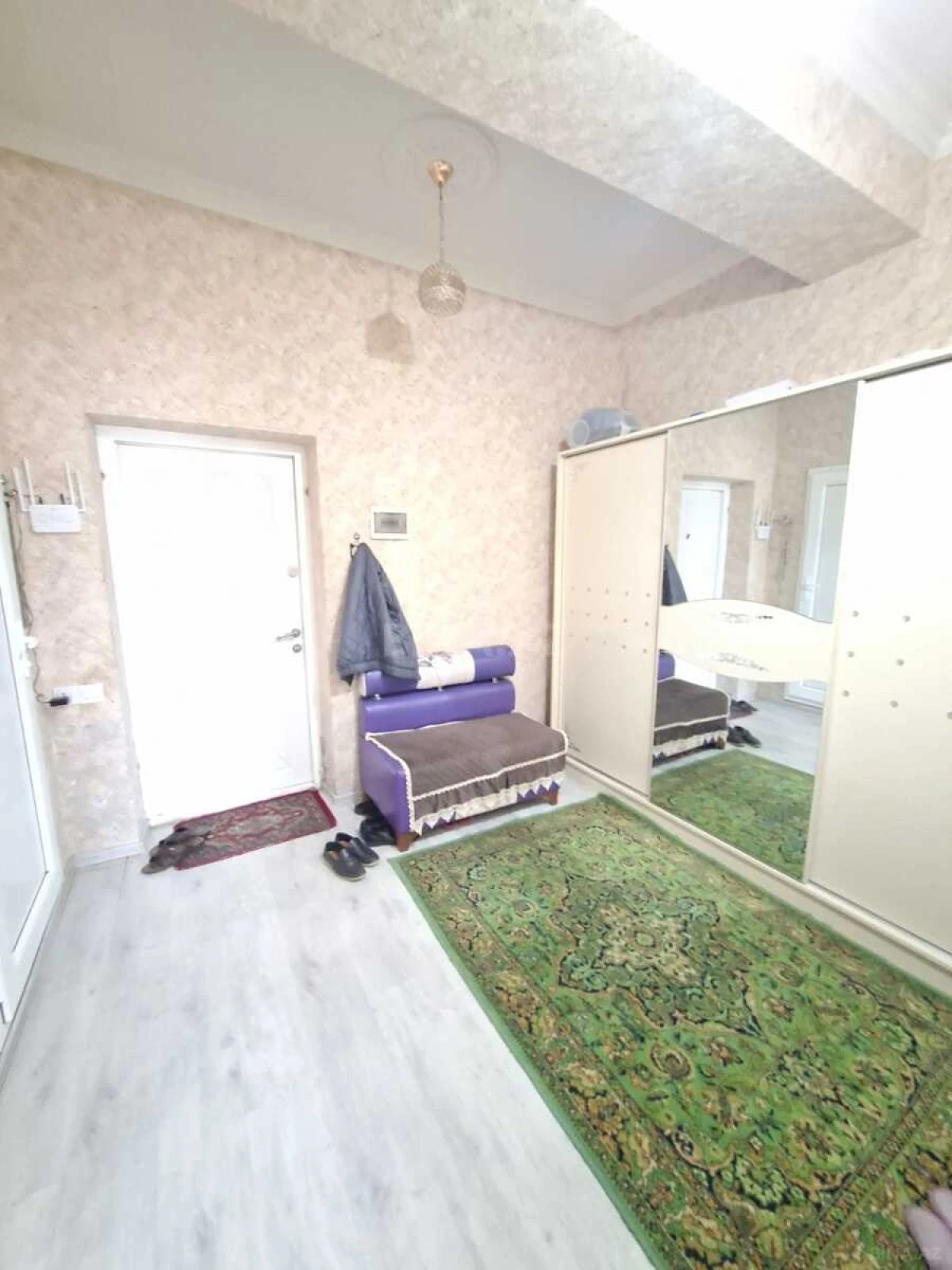 Satılır 2 otaqlı mənzil 65 m²