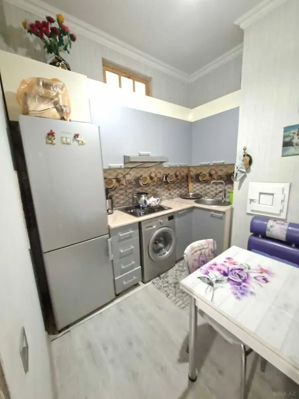 Satılır 2 otaqlı mənzil 65 m²