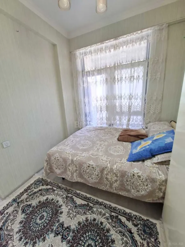 Satılır 2 otaqlı mənzil 65 m²