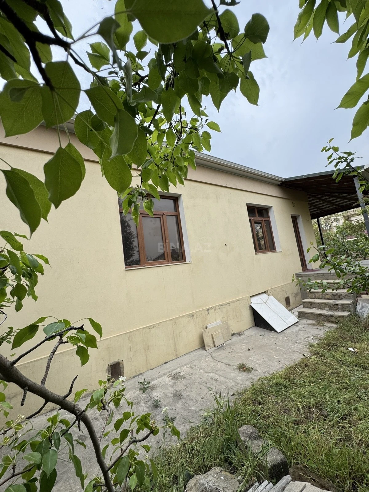 Satılır 3 otaqlı həyət evi 105 m²