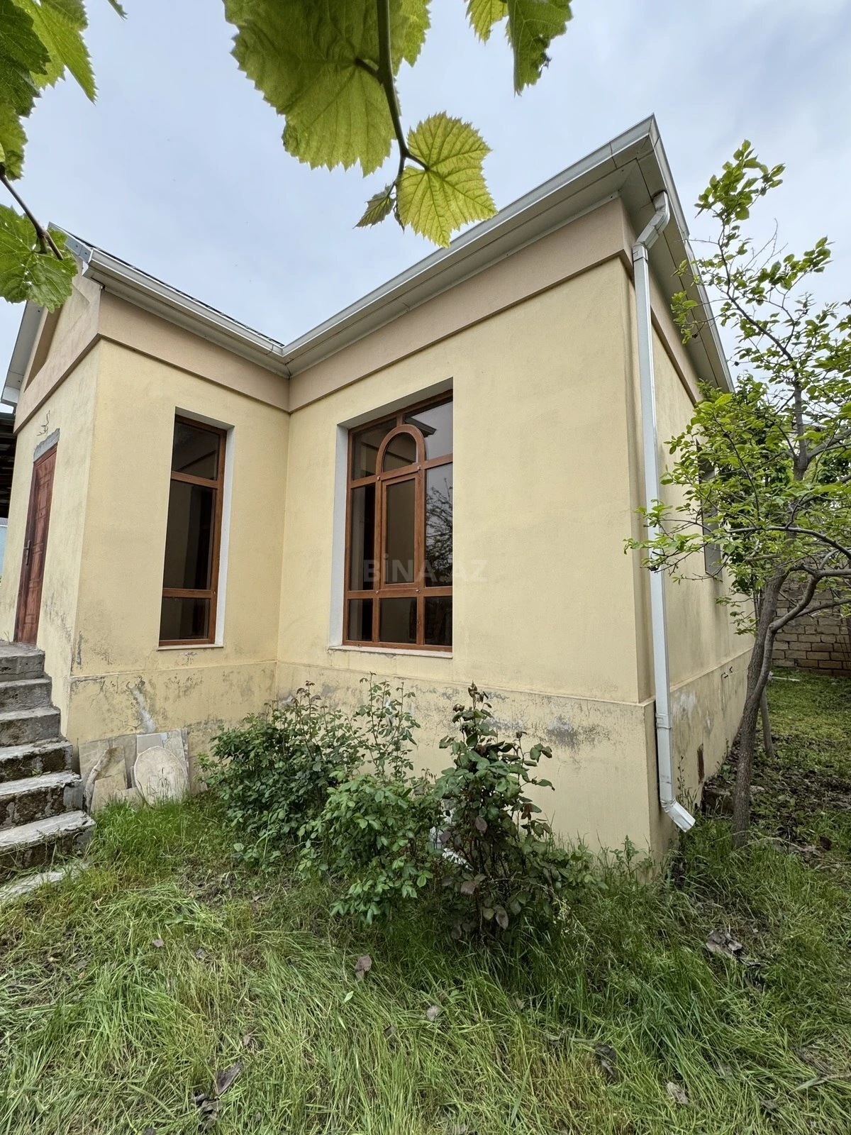 Satılır 3 otaqlı həyət evi 105 m²